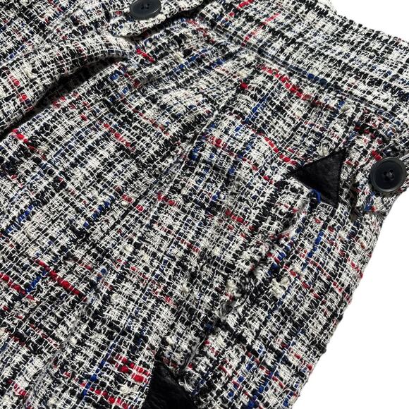 $1,500 tweed shorts - Picture 2 of 3